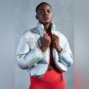 NWOT Fabletics Wander Holographic Cropped Puffer